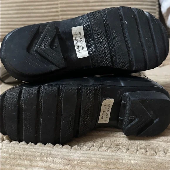 Hunter Glossy Black Short Waterproof Boots size 5 women’s - Picture 5 of 12